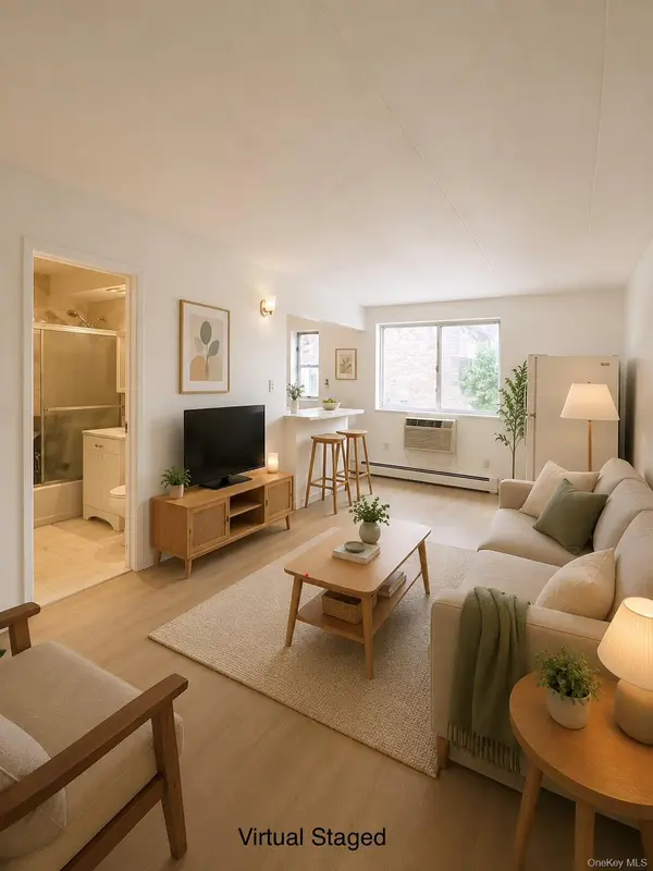 137-11 32nd AVE #2N, Flushing, NY 11354