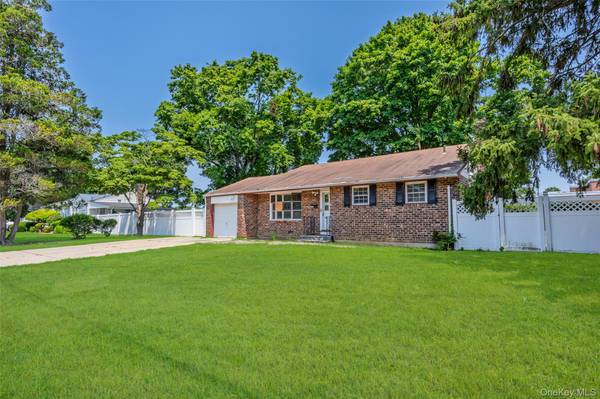 1563 Baldwin BLVD, Bay Shore, NY 11706