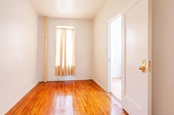 758 Brady #214, Bronx, NY 10462