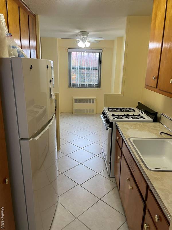3410 De Reimer AVE #6A, Bronx, NY 10475