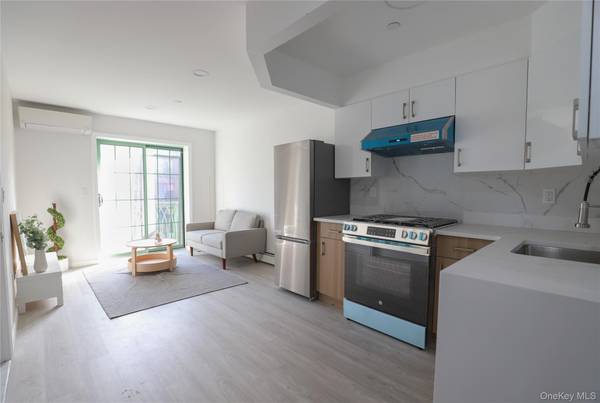 134-43 Maple AVE #4D, Flushing, NY 11355