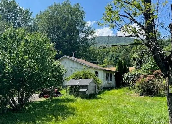 244 Upper Samsonville RD, Olivebridge, NY 12461