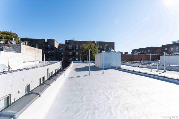 765 E 9th ST, Brooklyn, NY 11230