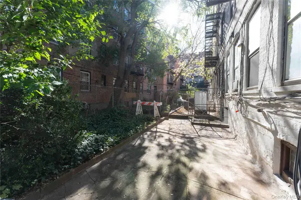765 E 9th ST, Brooklyn, NY 11230