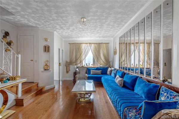 8863 19th AVE, Brooklyn, NY 11214