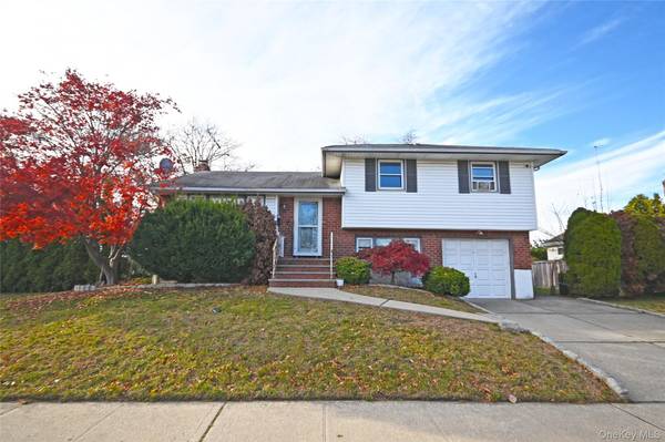 89 Osborne RD, West Hempstead, NY 11552