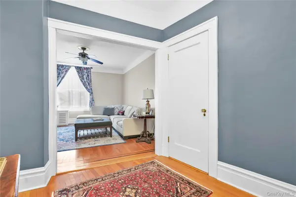 84-02 Beverly RD #2B, Kew Gardens, NY 11415