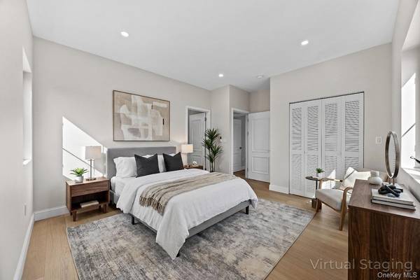 75-31 175th ST, Fresh Meadows, NY 11366