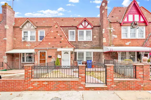179-04 Selover RD, Springfield Gardens, NY 11434
