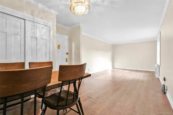 26-21 Union ST #4F, Flushing, NY 11354