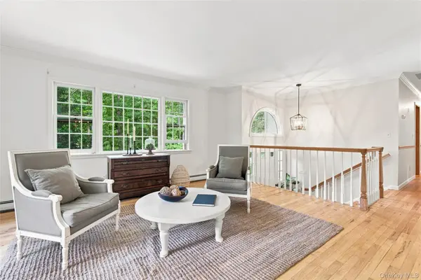 60 Camp DR, Rhinebeck, NY 12572