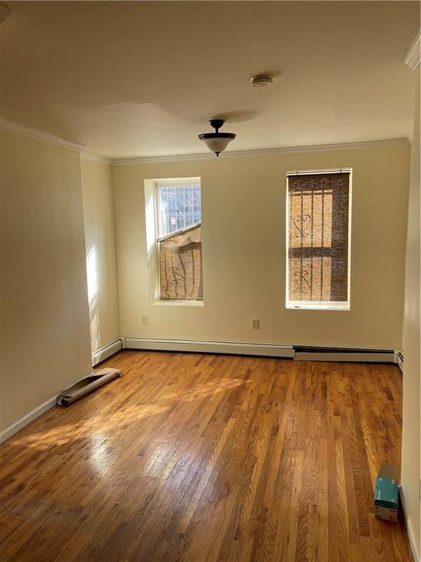 267 Sumpter ST, Brooklyn, NY 11233