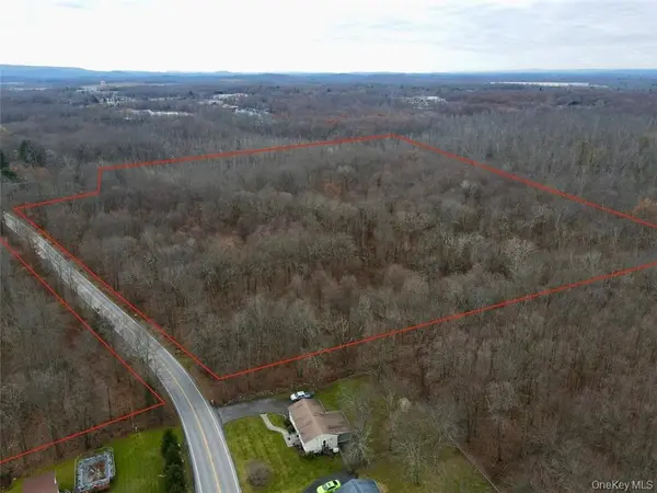 Lakeside RD, Newburgh, NY 12550