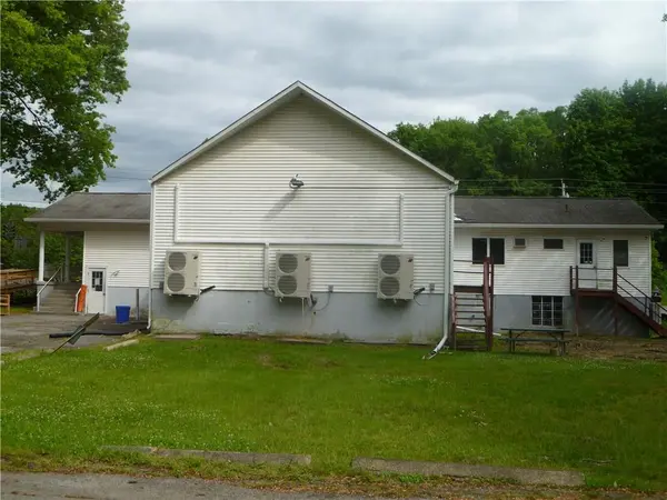 546 Vassar RD, Poughkeepsie, NY 12603