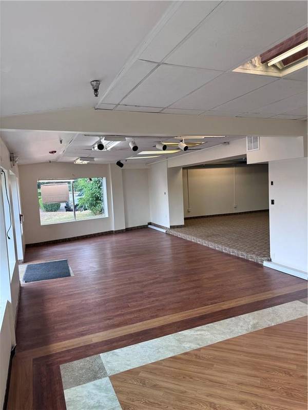 78 Main ST, Nanuet, NY 10954