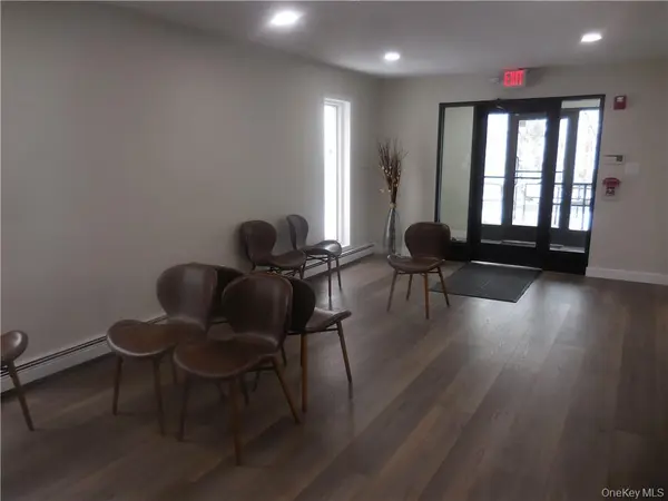 456 Gidney AVE #Single Room, Newburgh, NY 12550