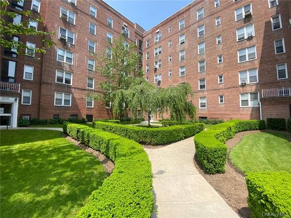 5645 Netherland AVE #6D, Bronx, NY 10471