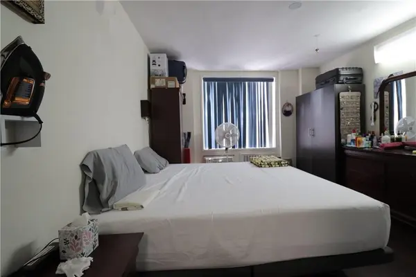 86-16 60th AVE #2N, Elmhurst, NY 11373