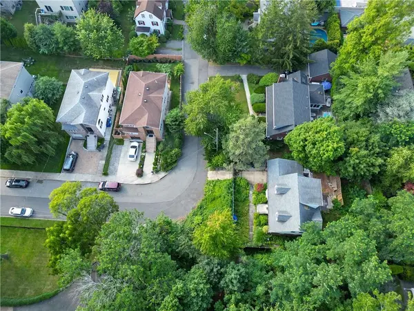 71 Wadsworth RD, Staten Island, NY 10305