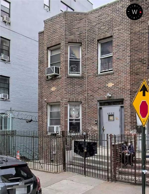 2017 Walton AVE, Bronx, NY 10453