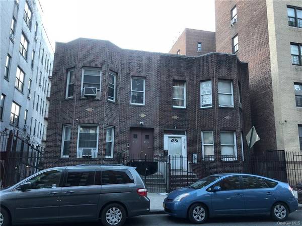 2017 Walton AVE, Bronx, NY 10453