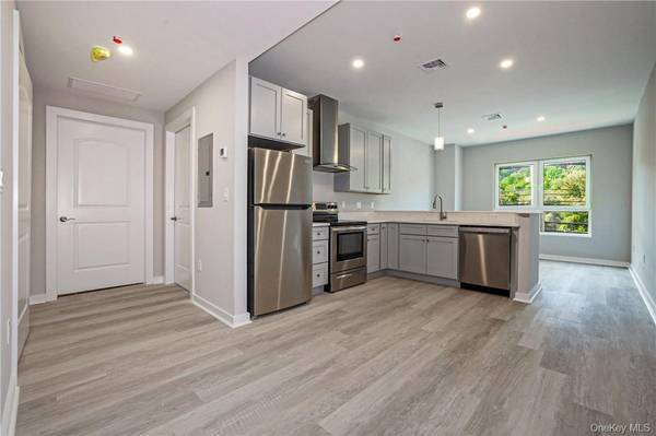 500 Commerce ST #see remarks, Hawthorne, NY 10532