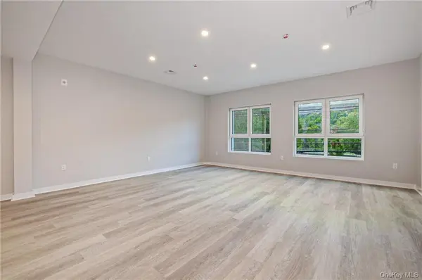 500 Commerce ST #see remarks, Hawthorne, NY 10532