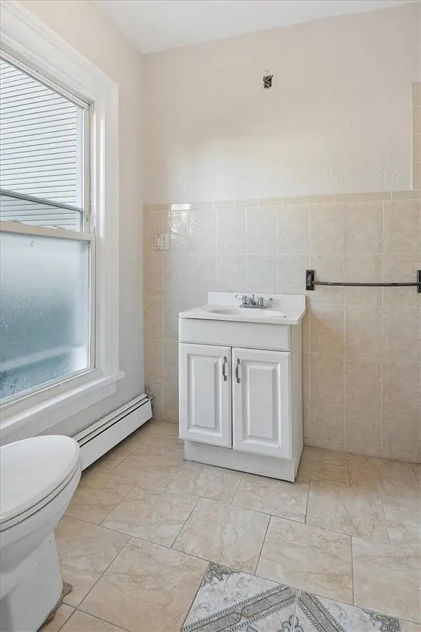 109 S 12th AVE, Mount Vernon, NY 10550