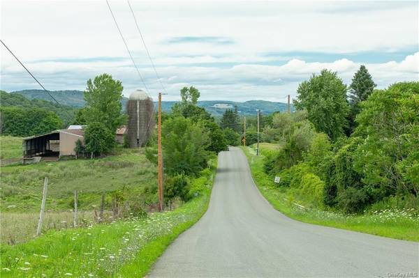 Yonderview RD, Hillsdale, NY 12529