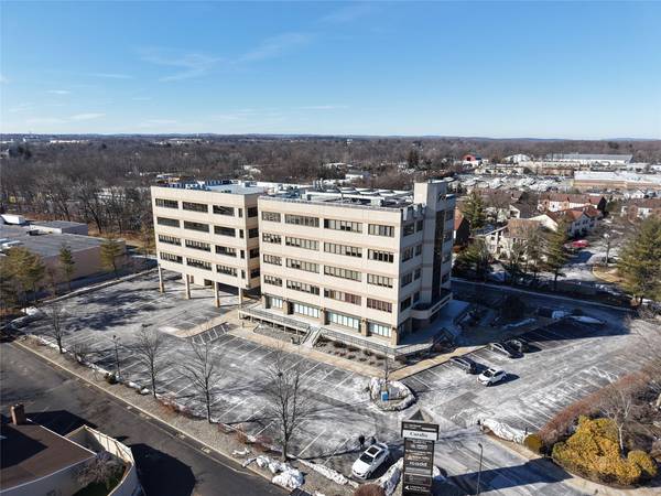 25 Smith ST #502, Nanuet, NY 10954