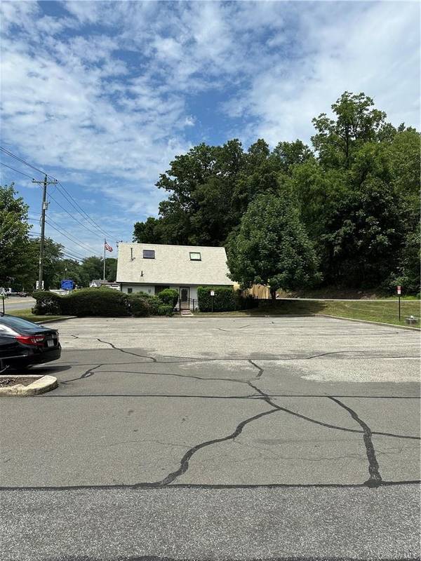 589 Route 303 #5,6,7, Blauvelt, NY 10913
