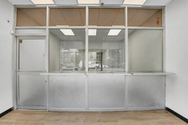 1073 White Plains RD #1, Bronx, NY 10472