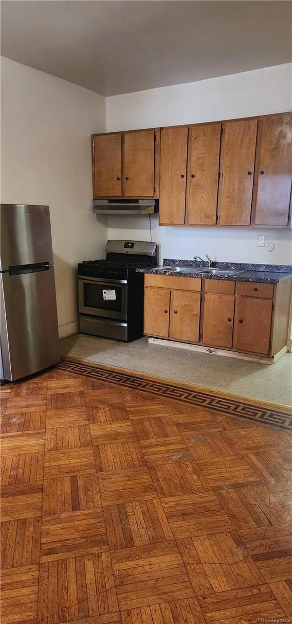 767 Eastern Pkwy #1B, Brooklyn, NY 11213