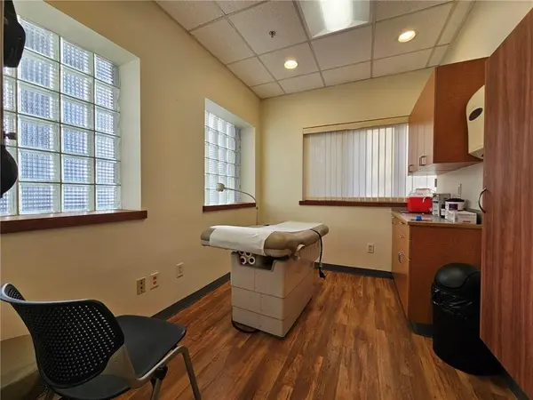 11 Medical Park DR, Pomona, NY 10970