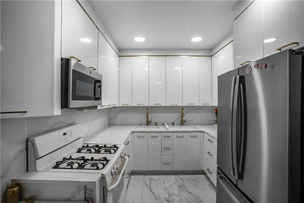 764 kent AVE #2, Brooklyn, NY 11249