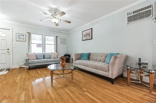 2563 Woodhull AVE, Bronx, NY 10469