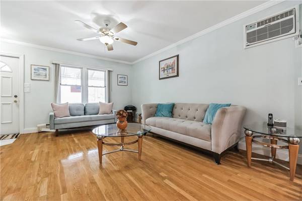 2563 Woodhull AVE, Bronx, NY 10469