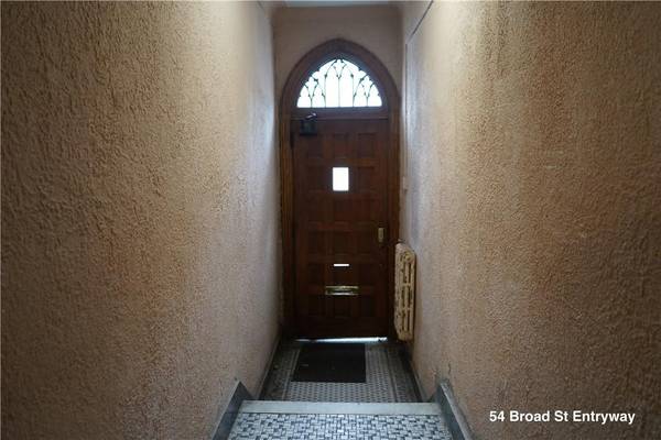 60 W Broad ST #1K, Mount Vernon, NY 10552