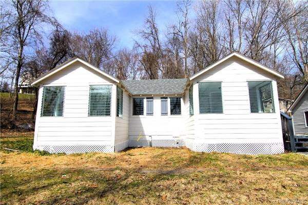 71 MILLER RD #5-6, Hopewell Junction, NY 12533