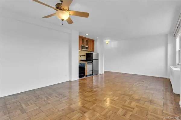 3935 Blackstone AVE #5K, Bronx, NY 10471