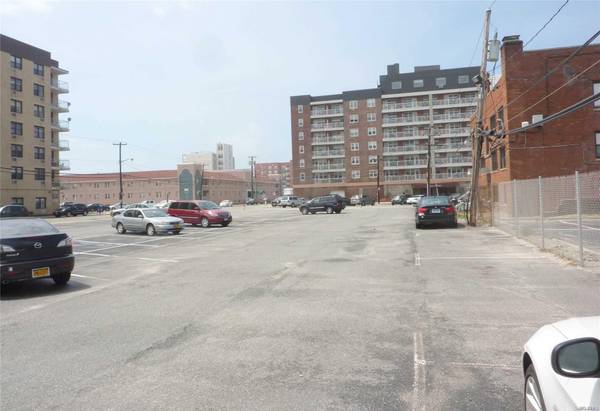 301 Shore RD, Long Beach, NY 11561