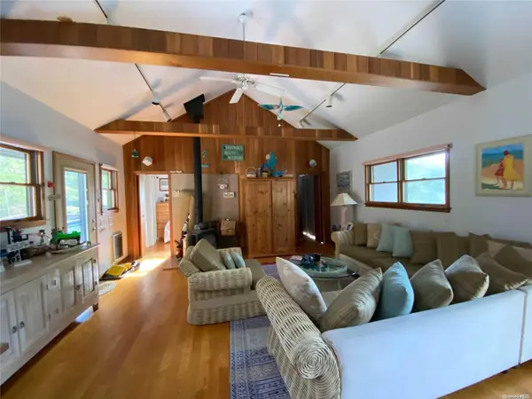 373 Dehnhoff WALK, Ocean Beach, NY 11770