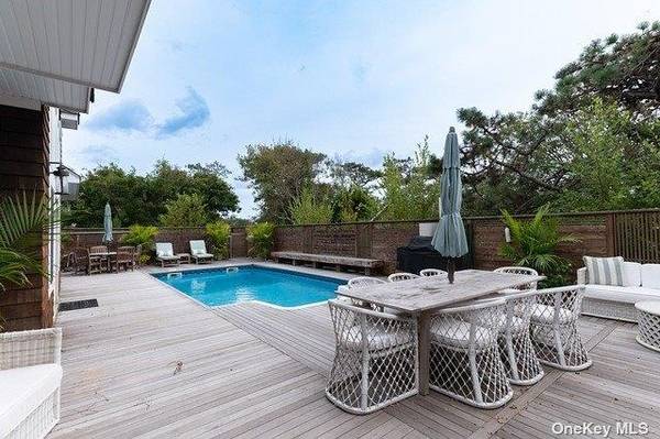 674 Ocean Breeze, Ocean Beach, NY 11770