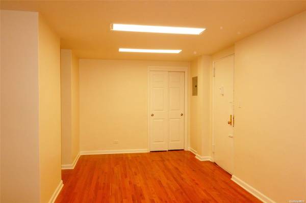 143-45 Sanford AVE #L1, Flushing, NY 11355