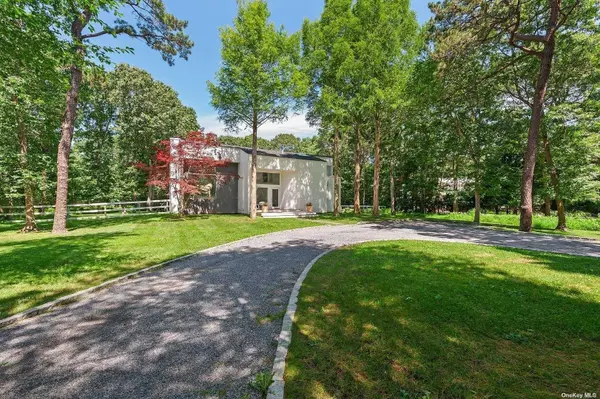 14 Elishas PATH, Wainscott, NY 11975