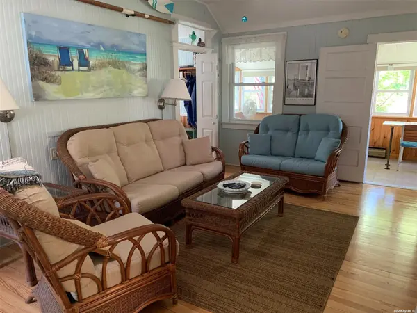 120 Bungalow WALK, Ocean Beach, NY 11770