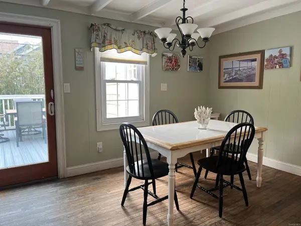804 Evergreen WALK, Ocean Beach, NY 11770