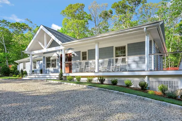 935 Southern Cross RD, Cutchogue, NY 11935