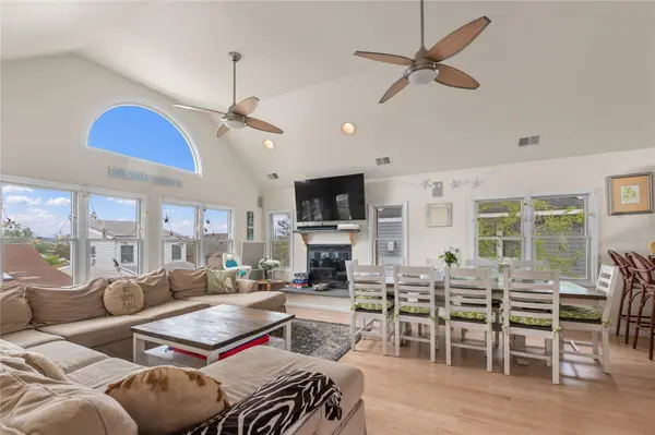 22 Bungalow, Ocean Beach, NY 11770