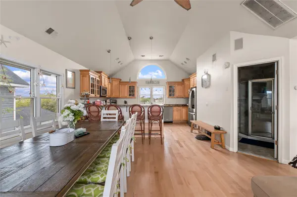 22 Bungalow, Ocean Beach, NY 11770